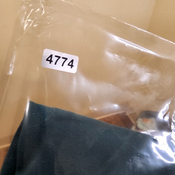 GAIAM Women's Green Ankle length Leggins size S - Picture 9 of 9